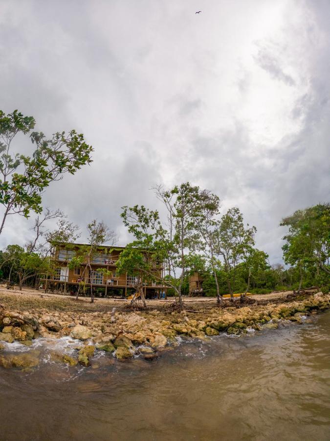 Hostel Villa Luz Beach Tintipan Island Екстер'єр фото